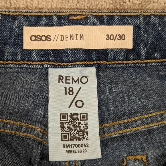 ASOS High Waisted Mom Jeans Size 30" Waist Medium Wash - Picture 3 of 10